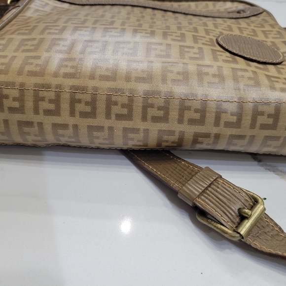 Fendi Vintage Zucca Logo Unisex Crossbody Bag - Picture 5 of 14